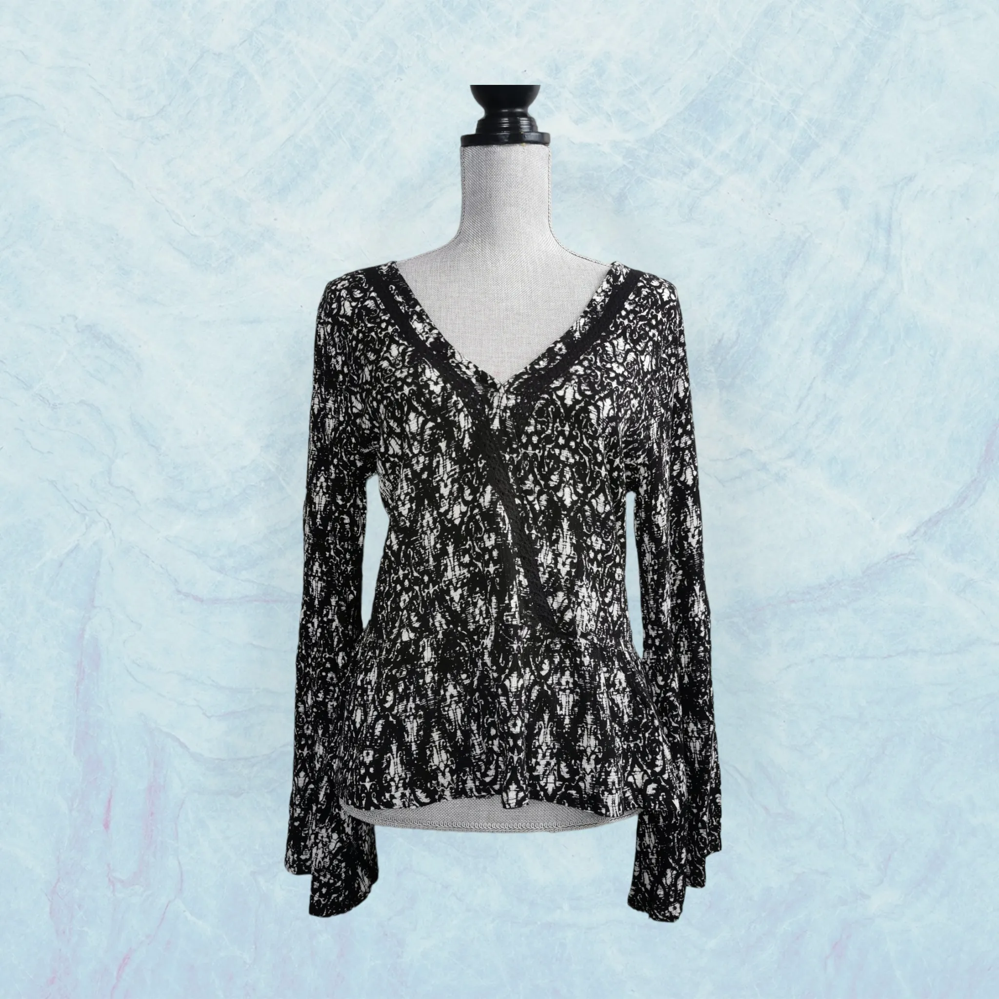 WOMENS SIZE XS - OTHERS FOLLOW, Black Lacey Dress Top, Open Back, Boho Style NWT B26